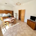 Casa Scirocco شقة تْشيفالو